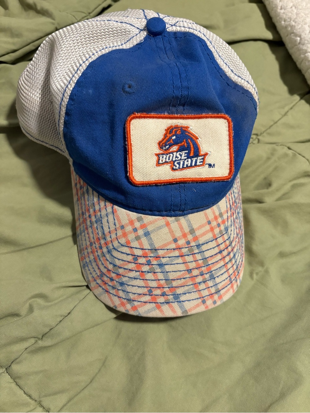 VTG Boise State Broncos Hat Plaid Trucker Cap NCAA by Signatures